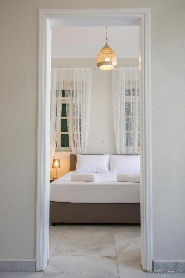 Pier Apartments Karpathos Esterno foto